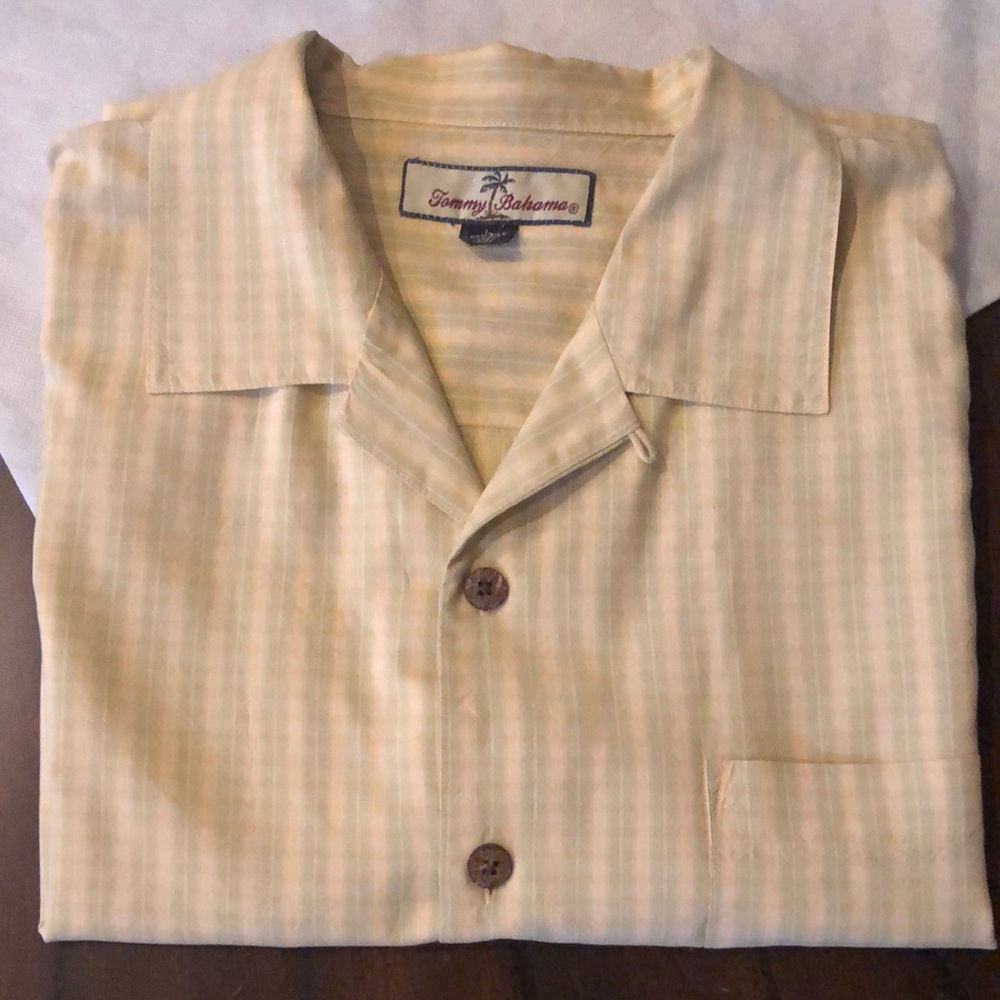 Tommy 🌴 Bahama Men Silk one pocket wood button down short sleeve casual shirt